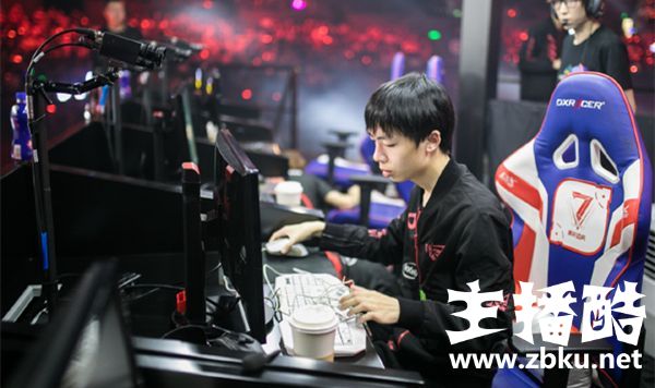 RW工作人员因骚扰队员遭举报 官博宣布将其正式开除