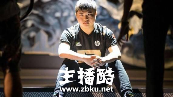 LPL选手战力榜单更新！肉鸡登顶，狂小狗领RNG三将挤进前十！