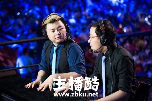 LOL笑笑：现在德云色口碑在直播界是第1,离开龙珠所有平台都抢着要