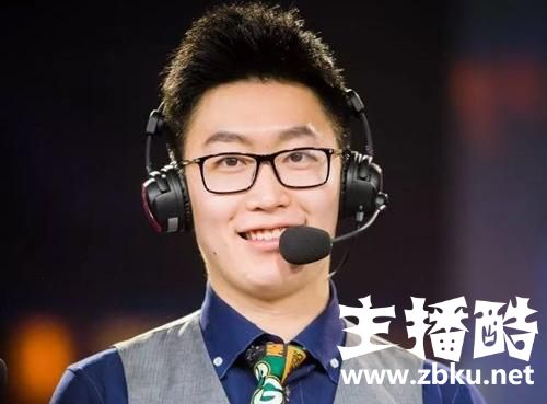德云色点评国内LOL解说：泽元的业务能力很强，但他有个缺点很致命