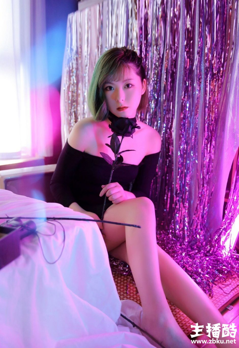 日系和服美女稚嫩童颜小巧樱唇零瑕疵肌肤白到发光图片