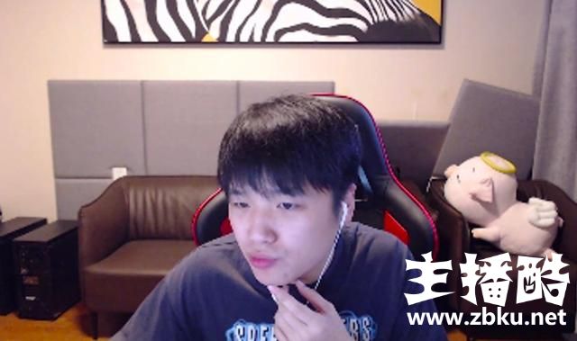 LOL微笑谈S8淘汰赛：这次八强分组很好，但有个队伍LPL一定要小心