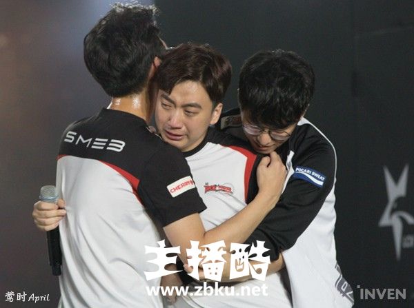 KT夺冠后老队长Score潸然泪下 直言愧对之前的队友们