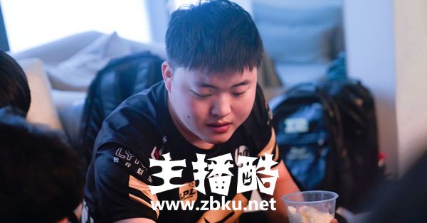 Joker谈韩服封号风波：名气大的队伍选手他们不敢封