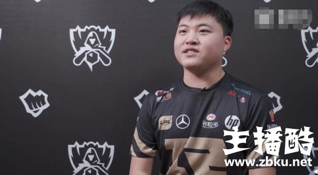 Uzi小组赛前回应排位被演，一句话凸显高情商！