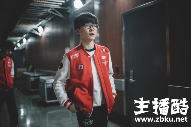 LCK全明星投票最新结果出炉：李哥Faker力压群雄，Bang紧随其后！