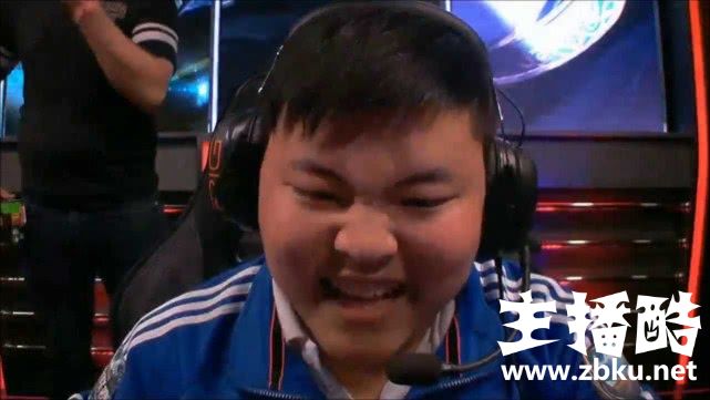 RNG战队S赛回顾：两夺世界亚军 三负SKT成最大梦魇