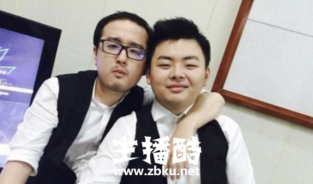 LOL笑笑：现在德云色口碑在直播界是第1,离开龙珠所有平台都抢着要