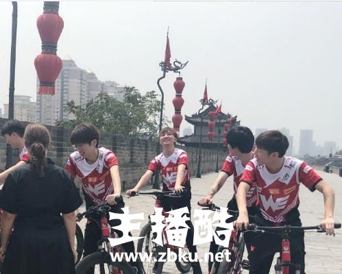 Condi事件后续：前任女友微博道歉疑似与小三和解？