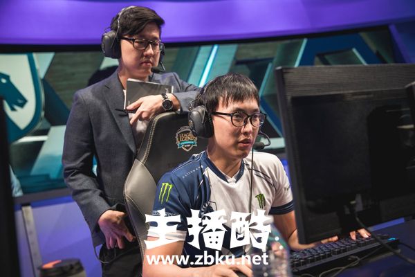 北美赛区TL晋级S8全球总决赛 Doublelift才是北美幻神