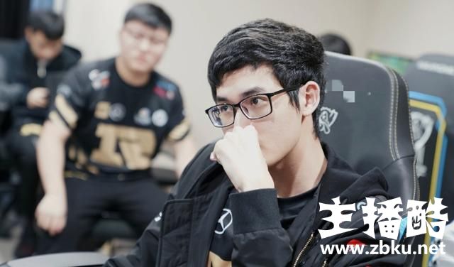 娃娃谈RNG加赛战胜C9：最后那波团打得确实好，Uzi这名选手太可怕