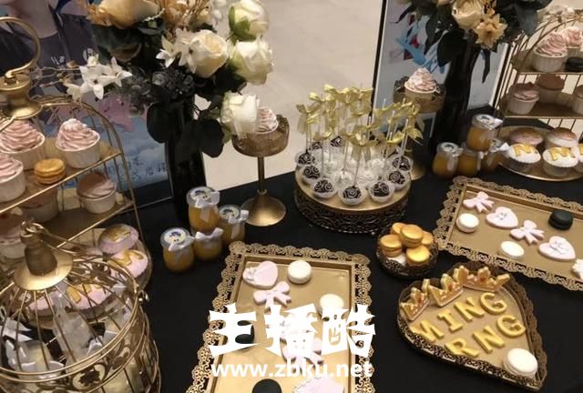 LOL：金牌辅助Ming出道1000天，粉丝应援牌面不输UZI