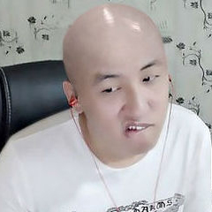 大嘴巴子