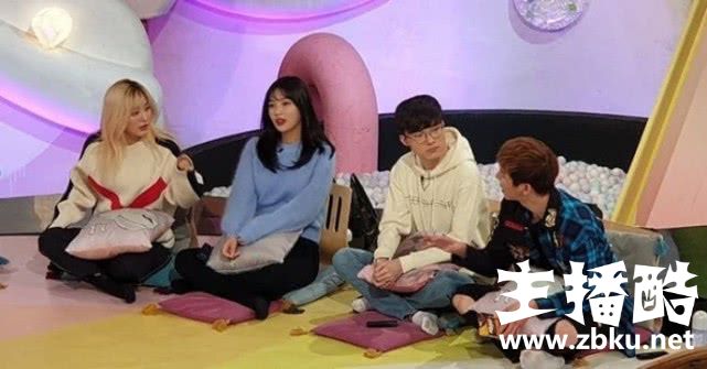 大魔王化身知心小哥哥？Faker与女团成员登综艺舞台