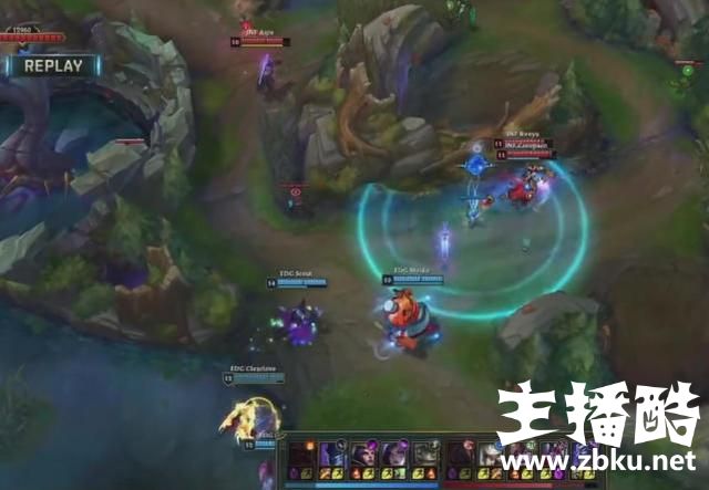 国外网友纷纷议论S赛活化石厂长，什么时候才会停止自己的脚步！