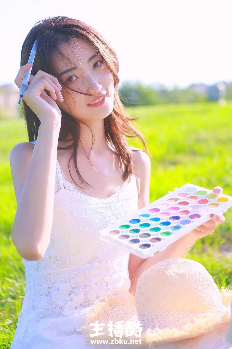 长发飘飘小清新美女漂亮瓜子脸一袭白裙户外作画图片
