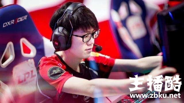 LOL草莓：希望今年EDG也能去S8，否则的话明年厂长大概率退役！