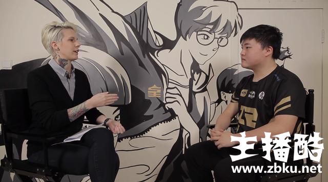 LOL：英文解说猫猫狂吹RNG S8现场见证UZI夺冠血赚