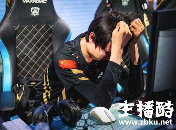 MLXG好友小裸裸透露：他现在状态还不错，会在家休息一段时间！