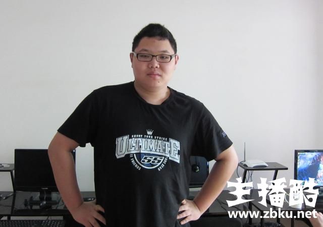 PDD现身大司马直播间，一语指出RNG不敌G2原因！